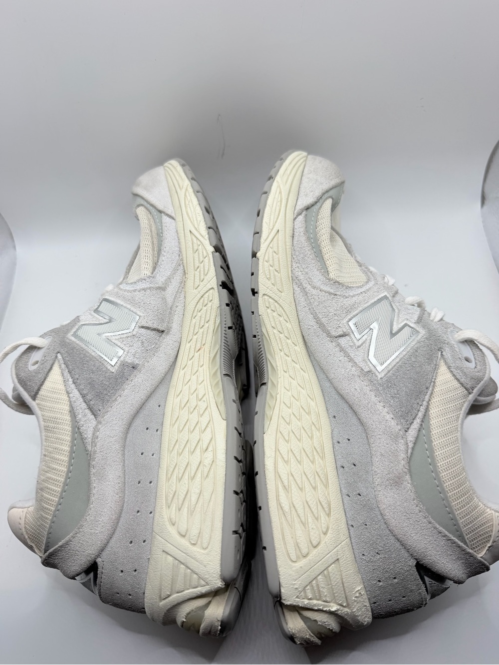 New Balance Men's Sneakers in Light Gray & Cream - Picture 9 of 11